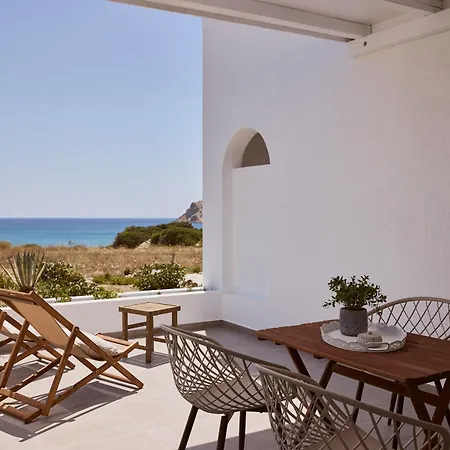 Muses Milos 4*