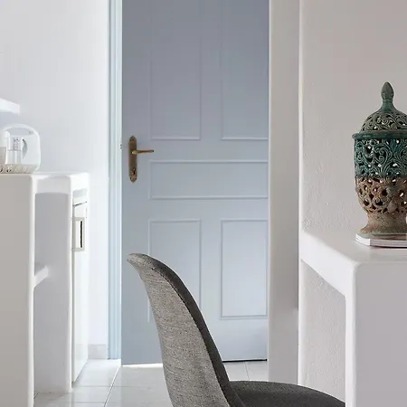 Muses Milos Frühstückspension