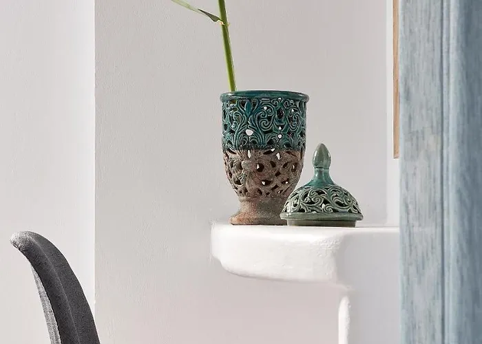 Couette-café Muses Milos 4*